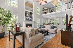 Beautifully Renovated Home in the Heart of Johns Creek