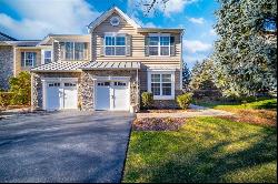 746 Huntington Drive, Fishkill NY 12524