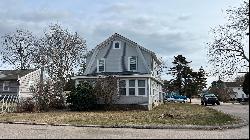 34 Trumbull (Pawcatuck) Street, Stonington CT 06379