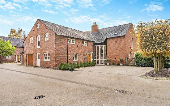 Home Farm, Chester Road, Knutsford, Cheshire, WA16 0PX