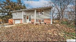 9012 Suffolk Circle, Omaha NE 68127