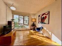 4353 Colfax Avenue #33, Studio City CA 91604