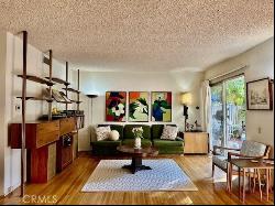 4353 Colfax Avenue #33, Studio City CA 91604