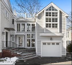 84 Indian Harbor Drive, Greenwich CT 06830