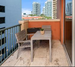 2951 S Bayshore Dr Unit 917, Miami FL 33133