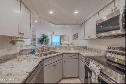 6505 Thomas Drive Unit 811, Panama City Beach FL 32408