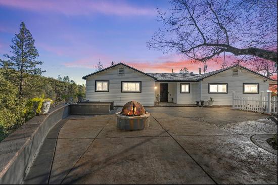 435 Clipper Gap Road, Auburn CA 95603