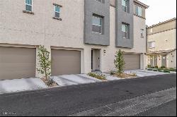 2795 Atomic Tangerine Way Unit 5, Las Vegas NV 89183