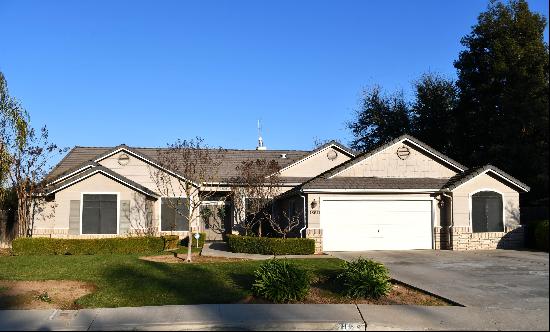 1854 N Del Altair Avenue, Reedley CA 93654