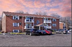 205 Coraopolis Road #4C, Kennedy Twp PA 15108