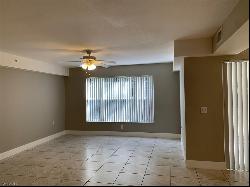 15465 Cedarwood Ln Unit 103, Naples FL 34110