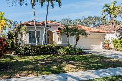 2364 Heritage Greens Dr, Naples FL 34119