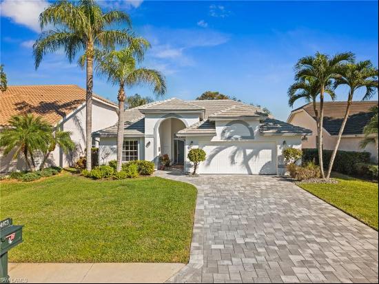 24973 Bay Cedar Dr, Bonita Springs FL 34134