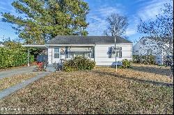 206 Meekins Street, Elizabeth City NC 27909