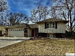 1815 Sherwood Cove, Fremont NE 68025