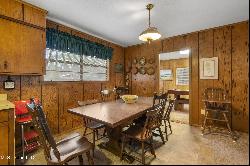 1927 Shady Point Circle, Gautier MS 39553