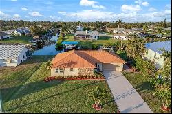 4966 Mederia Ln, Estero FL 33928