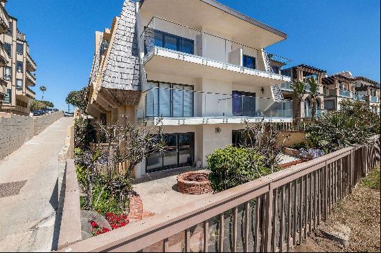 703 Esplanade, Redondo Beach, CA 90277