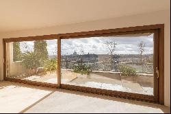 Apartment with panoramic view on Saint Peter's Dome