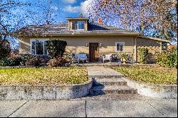 Fully Updated Walla Walla Craftsman Bungalow by Pioneer Park