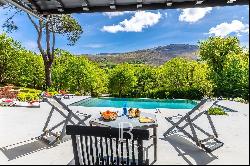 Villa Mendi - Panoramic view on the mountains and heated pool in Ascain