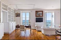 BIARRITZ, HEART OF THE TOWN, EXCEPTIONAL APARTMENT, PANORAMIC VIEW OF THE OCEAN