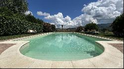 The Loggia House with garden and condo pool, Cortona – Tuscany