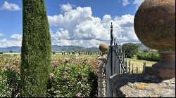 The Loggia House with garden and condo pool, Cortona – Tuscany