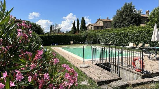 The Loggia House with garden and condo pool, Cortona - Tuscany