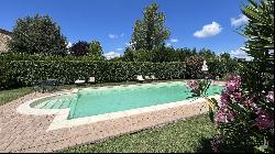 The Loggia House with garden and condo pool, Cortona – Tuscany