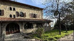 Unique stone villa with Trasimeno Lake view – Umbria