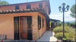 Lake view villa with pool and spa, Lake Trasimeno - Umbria