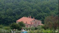 Panoramic farmhouse in a private area in Rapolano Terme, Siena 