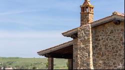 Leonardo country house with garden and porch, Montalcino, Siena