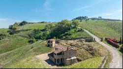 Leonardo country house with garden and porch, Montalcino, Siena