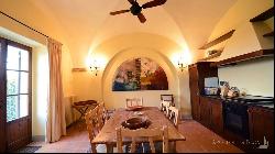 La Leopoldina Two-story house with condo pool, Cortona - Tuscany