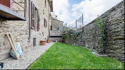 Medieval Downtown Residence with garden and views, Cortona - Tuscany