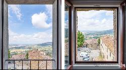 Medieval Downtown Residence with garden and views, Cortona - Tuscany