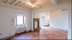 Medieval Downtown Residence with garden and views, Cortona - Tuscany