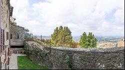 Medieval Downtown Residence with garden and views, Cortona - Tuscany