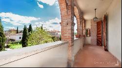 5-bedroom villa with garage + garden in Montepulciano, Siena - Tuscany