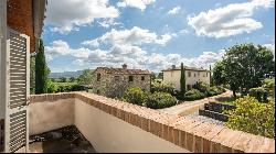 The Farmer's House to be completed, Cortona, Arezzo – Tuscany