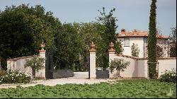 The Mezzajolo country house,  to be completed, Cortona, Arezzo