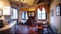 Downtown Impressive Frescoed Penthouse Cortona, Arezzo - Tuscany