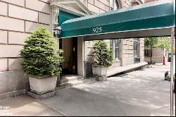 925 Park Avenue 7D In Upper East Side, New York