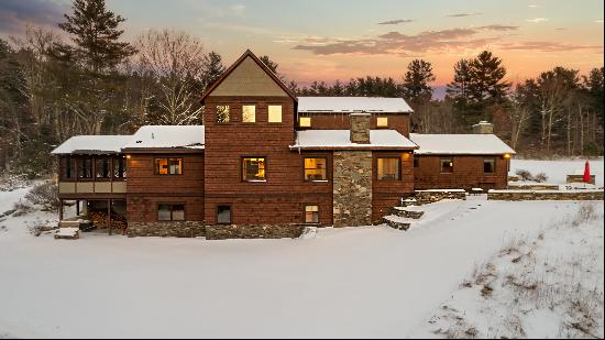 ALFORD STUNNER! EXCEPTIONALLY DESIGNED TURNKEY HOME WITH MOUNTAIN VIEWS!