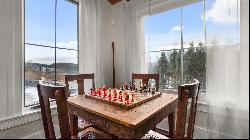 ALFORD STUNNER! EXCEPTIONALLY DESIGNED TURNKEY HOME WITH MOUNTAIN VIEWS!