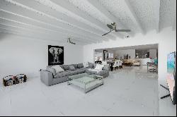 1405 Stillwater Dr,Miami Beach, FL, 33141