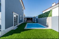 Detached house, 4 bedrooms, for Sale