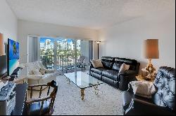 500 Bayview Dr,Sunny Isles Beach, FL, 33160